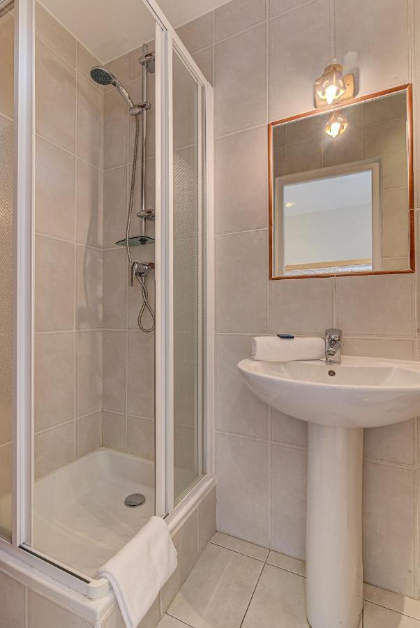 Apartment President - Alpes Travel - Central Chamonix - Sleeps 12 Kültér fotó